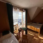 Na Wzgorzu *